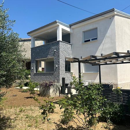 Villa Luka Baska Exterior photo
